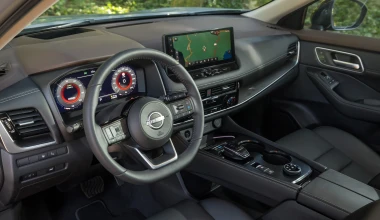 To καινοτόμο υβριδικό SUV των 204 ίππων της Nissan που καίει 5,8 lt/100 km