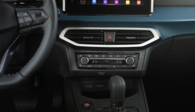 Οδηγούμε στην Ίμπιζα τα νέα SEAT Ibiza και Arona