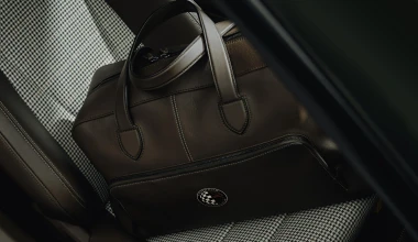 Στην Ελλάδα η Porsche που θέλουν όλοι - Στοιχίζει 554.370 ευρώ