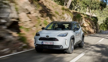 Γιατί όλοι θέλουν να αγοράσουν το Toyota Yaris Cross; H έκδοση που αξίζει κάθε ευρώ! 