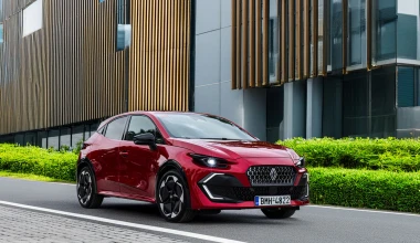 Οδηγούμε στην Ελλάδα το νέο Renault Clio - Τιμές και εκδόσεις