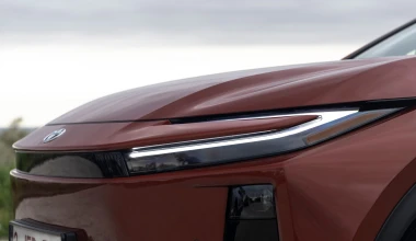 Οδηγούμε στην Πορτογαλία το νέο Toyota C-HR+! 