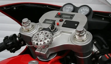 Η μοναδική μοτοσυκλέτα της Ferrari - Χρειάστηκαν 3.000 ώρες για να φτιαχτεί