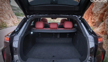 Δοκιμή Omoda 9 SHS: Special one! 