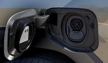 Suzuki e VITARA: Το νέο ηλεκτρικό SUV για πόλη, ταξίδι και περιπέτεια