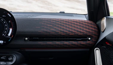 Δοκιμή MINI Aceman JCW: Spiced up!