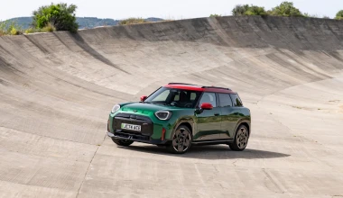 Δοκιμή MINI Aceman JCW: Spiced up!