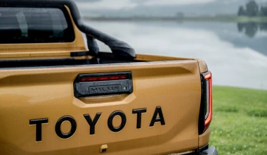 Οδηγούμε το νέο Toyota Hilux