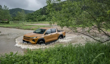 Οδηγούμε το νέο Toyota Hilux