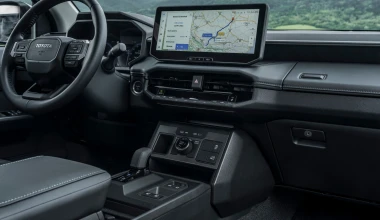 Οδηγούμε το νέο Toyota Hilux