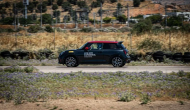 Οδηγούμε στην πίστα των Μεγάρων όλα τα MINI John Cooper Works