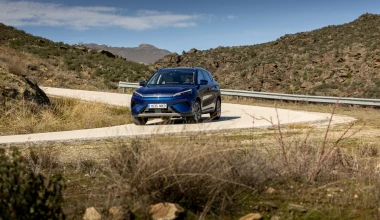 Δοκιμή BYD ATTO 3 evo AWD: Υπερβολή;