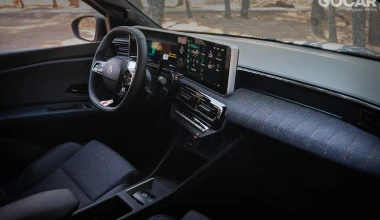 Δοκιμή Renault 4 E-TECH 52 kWH: Ταχύρρυθμα μαθήματα