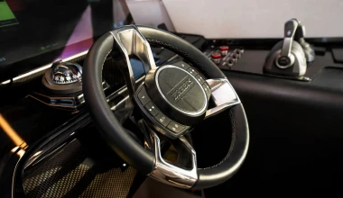 Η Brabus έφτιαξε καταμαράν με 1.430 PS - Πάει Μύκονο σε 2 ώρες