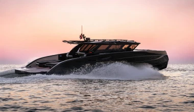 Η Brabus έφτιαξε καταμαράν με 1.430 PS - Πάει Μύκονο σε 2 ώρες
