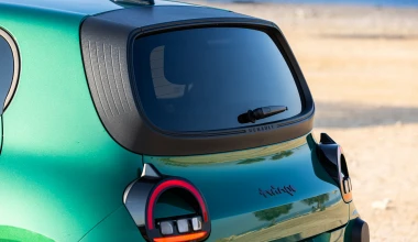 Δοκιμή Renault Twingo E-Tech: Checkmate! 