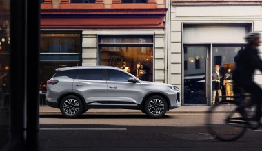 Υβριδικό οικογενειακό C-SUV με κάτω από 26.000 ευρώ και κορυφαίο εξοπλισμό!