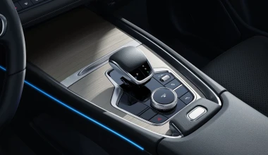 Υβριδικό οικογενειακό C-SUV με κάτω από 26.000 ευρώ και κορυφαίο εξοπλισμό!