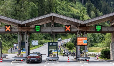 Mε Audi RS 5 Sedan στο Grossglockner - Cheat code!