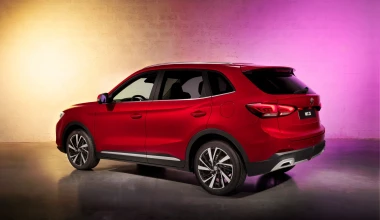 MG ZS MAX: To ολοκληρωμένο C-SUV που αγοράζεις σε τιμή supermini! 