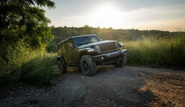 Αυτή είναι η πιο dark έκδοση του Jeep Wrangler