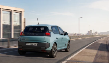 Νέο Dacia Spring: Το είδαμε από κοντά στο Παρίσι - Οι πρώτες τιμές