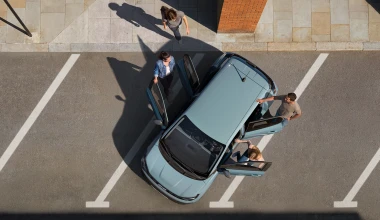 Νέο Dacia Spring: Το είδαμε από κοντά στο Παρίσι - Οι πρώτες τιμές