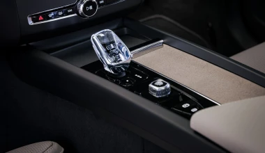 Επίσημο: Αυτό είναι το νέο Volvo XC60 - Καίει λιγότερο από diesel και έχει αυτονομία έως 1.240 km!