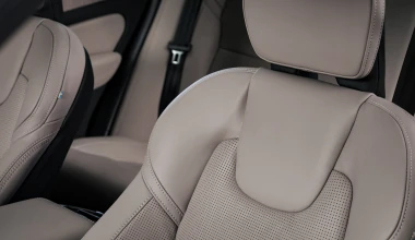 Επίσημο: Αυτό είναι το νέο Volvo XC60 - Καίει λιγότερο από diesel και έχει αυτονομία έως 1.240 km!
