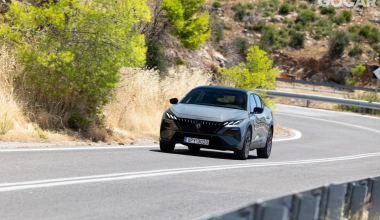 Δοκιμή Peugeot E-408 213 PS: Efficiency Master