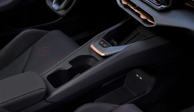 CUPRA Raval: Οδηγοκεντρική καμπίνα με έμφαση στην καινοτομία