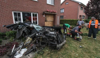 Τρομακτικό ατύχημα με Audi S8 στο Βέλγιο