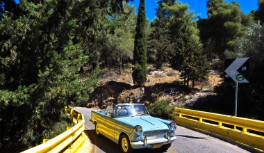 ΟΔΗΓΟΥΜΕ Triumph Herald 1200: Πολύ αργά