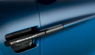 Aston Martin Vanquish Volante: Έρχεται