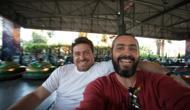 Συγκρουόμενα στο ALLOU FUN PARK