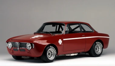Alfa Romeo Giulia GTA: Λιγότερο, άρα περισσότερο