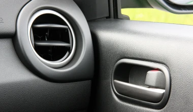 Mazda 2 1.3 3d - 2011