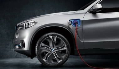 BMW X5 eDrive: Η X5 μπαίνει στην πρίζα