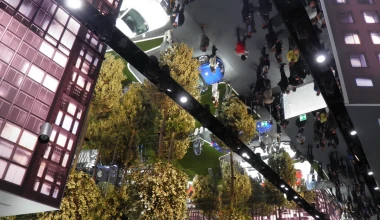 …και δυο λουκάνικα Φρανκφούρτης