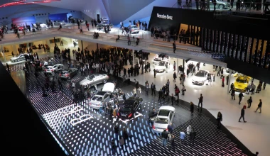 …και δυο λουκάνικα Φρανκφούρτης