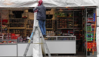 …και δυο λουκάνικα Φρανκφούρτης