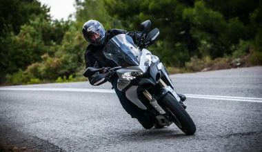 Audi RS3 vs Ducati Multistrada 1200