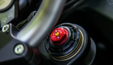 Audi RS3 vs Ducati Multistrada 1200