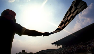 Καρό σημαία: η ιστορία