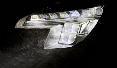 Opel: Νέα φώτα LED matrix light
