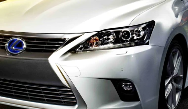 Νέο υβριδικό Lexus CT 200h