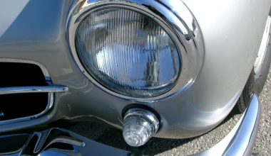 ΟΔΗΓΟΥΜΕ Mercedes-Benz 300SL (W198): Αρχέτυπο supercar