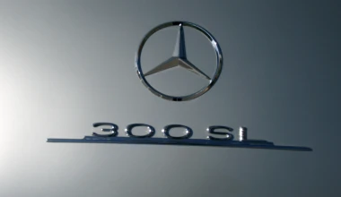 ΟΔΗΓΟΥΜΕ Mercedes-Benz 300SL (W198): Αρχέτυπο supercar