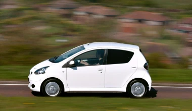 Toyota Aygo+ Connect 1.0