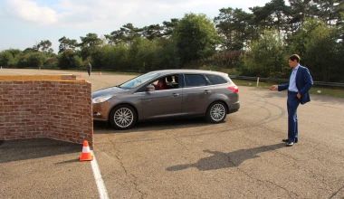 FORD: Αυτόματο παρκάρισμα με remote control